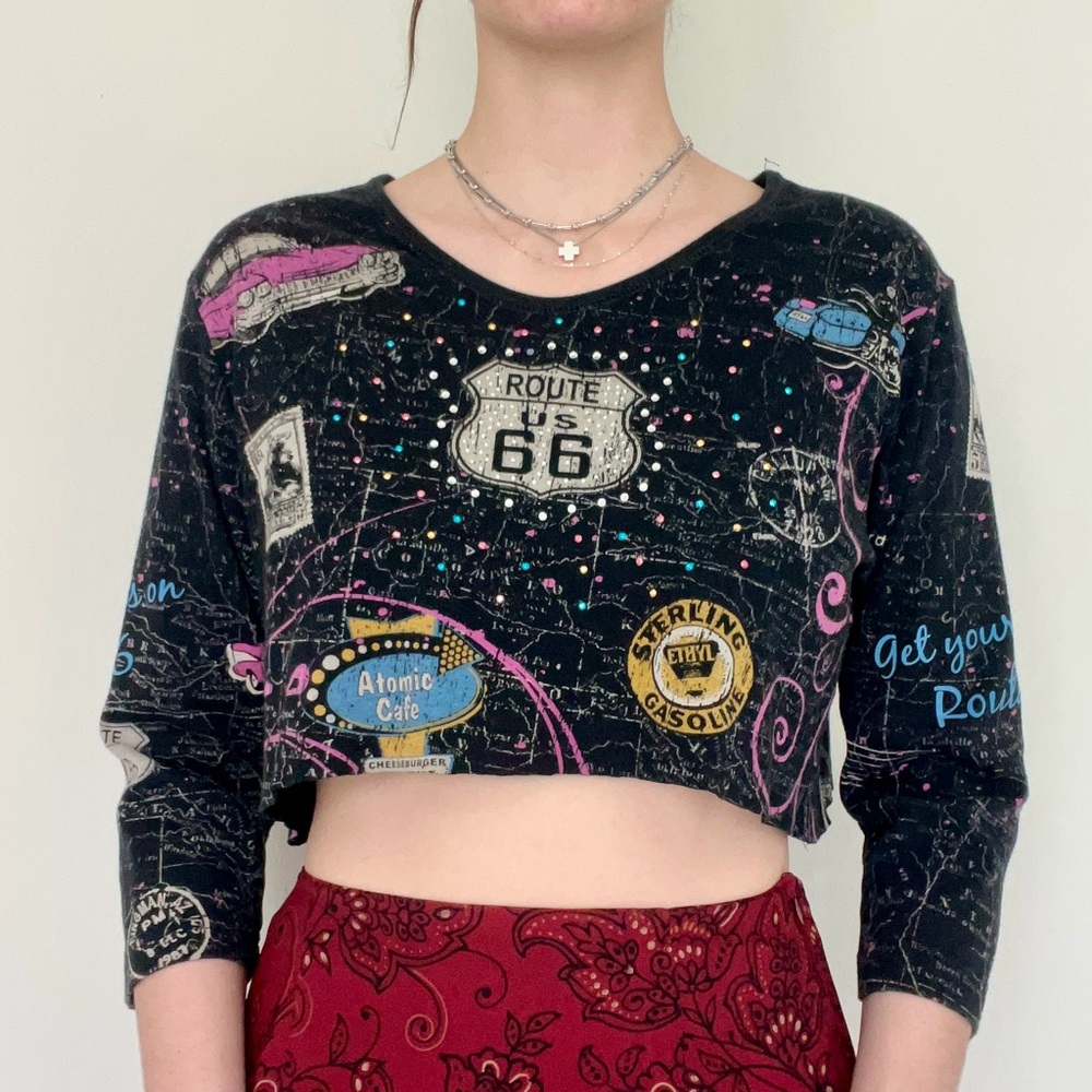 Grunge Y2K Long Sleeve Crop Top with Rhinestones